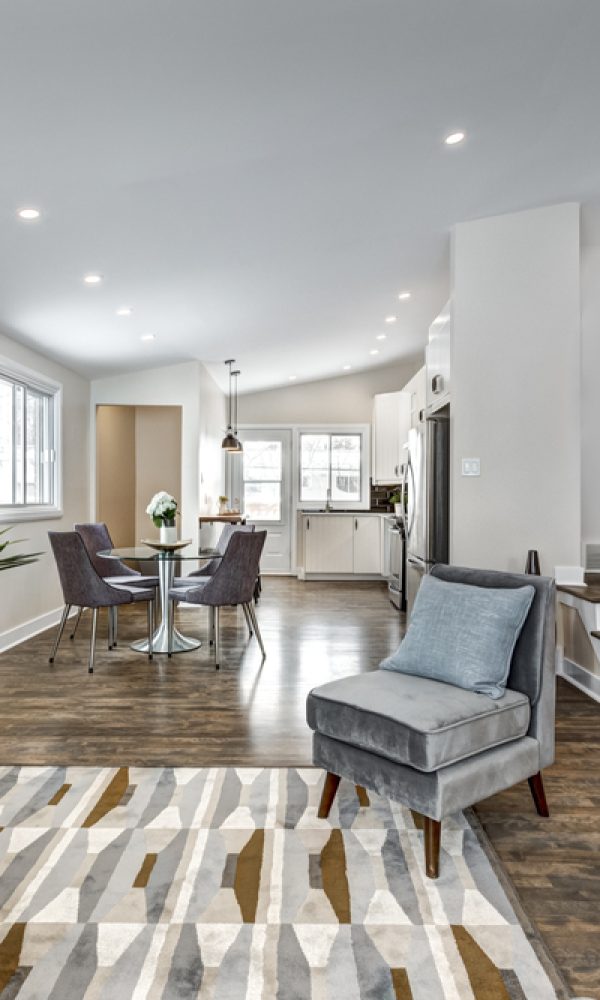 Luxury,Canadian,House,Completely,Renovated,,Furnished,And,Staged,With,Basement,